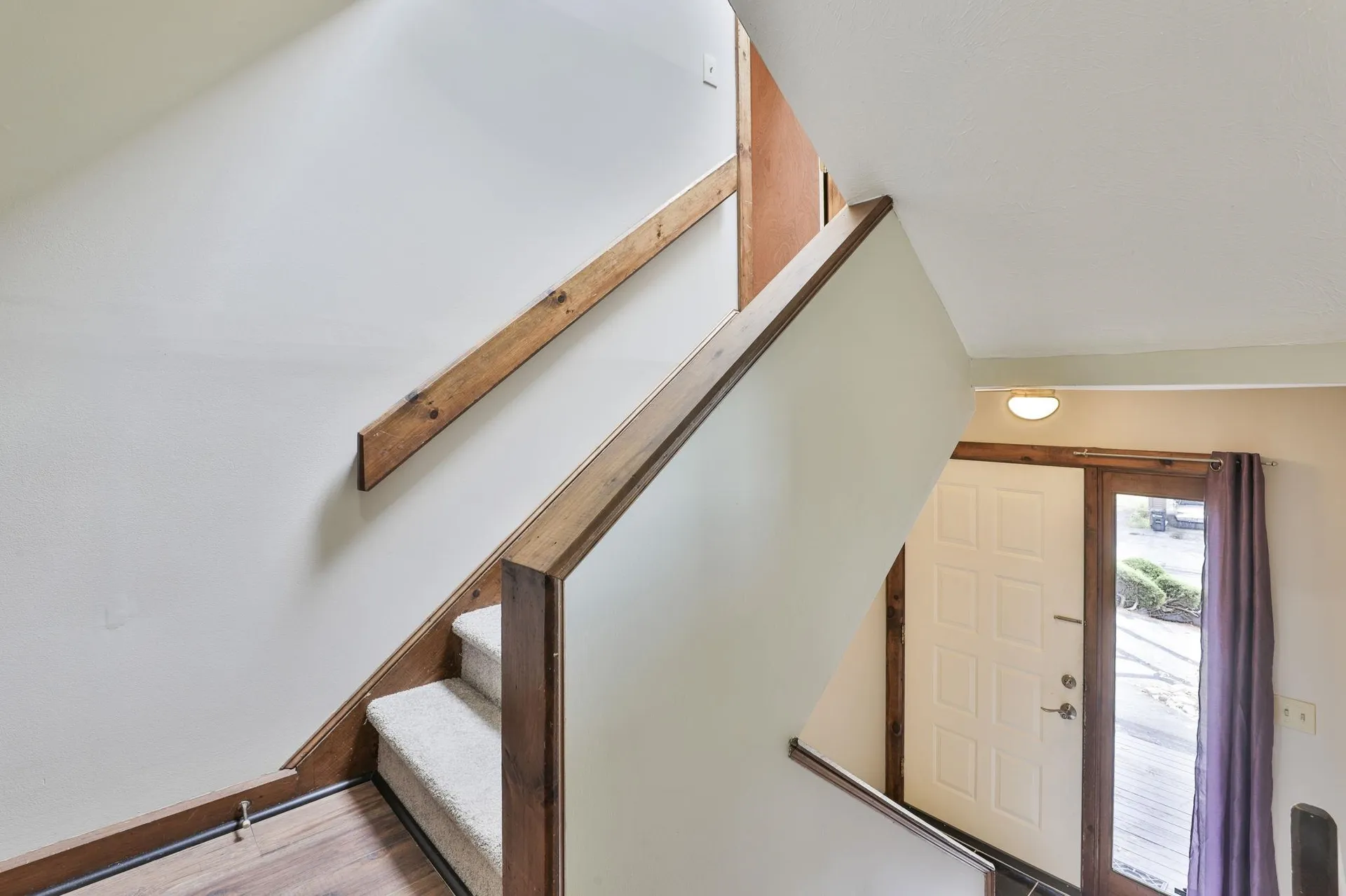 6 Cornwall Lane Nashua NH 03063