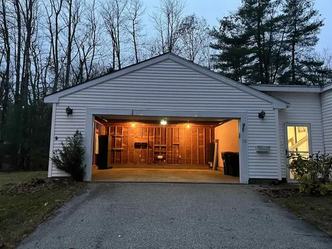 10 Erin Lane Rochester NH 03868
