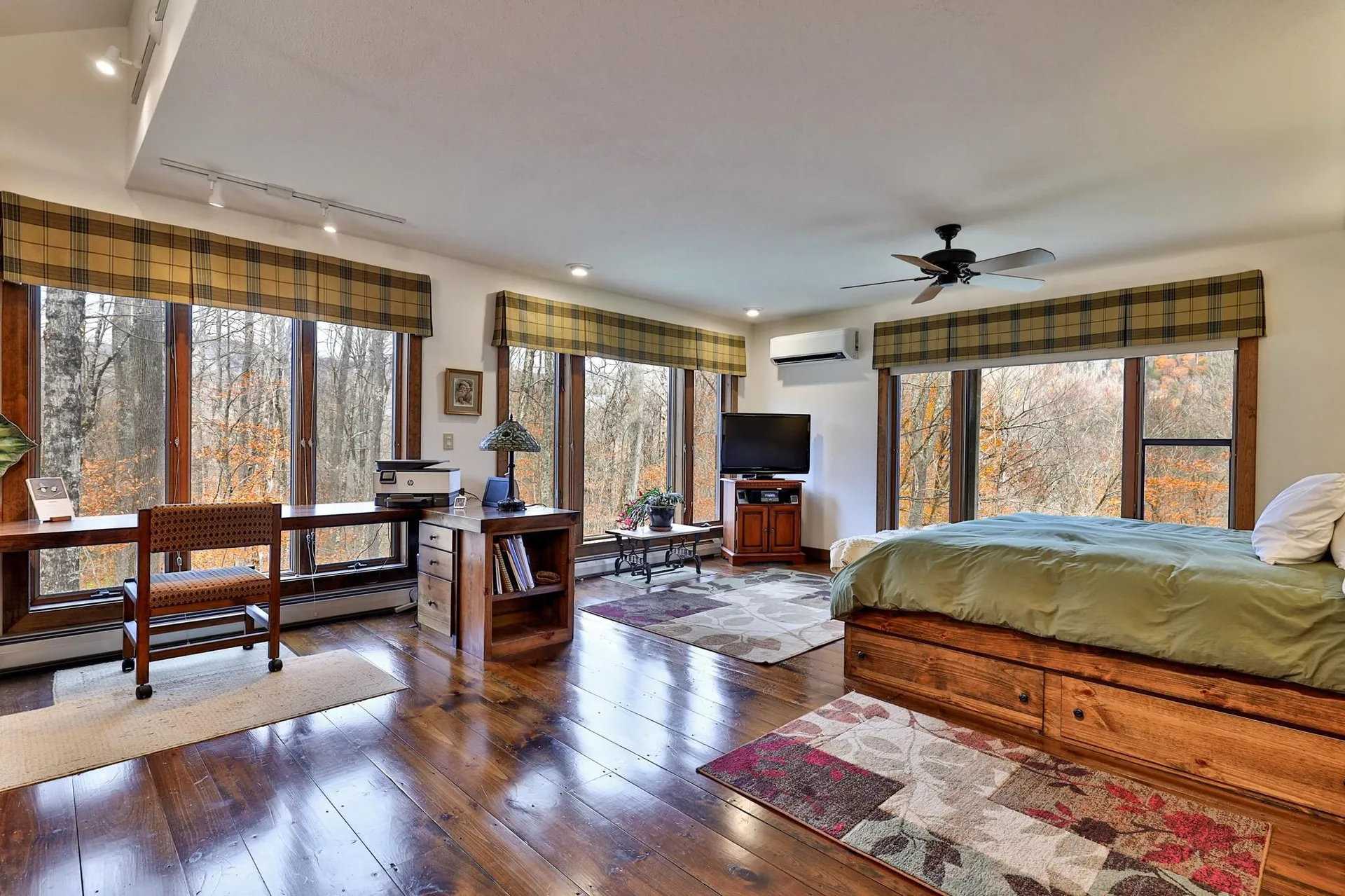 559 Crimson Hawk Road Plymouth VT 05056