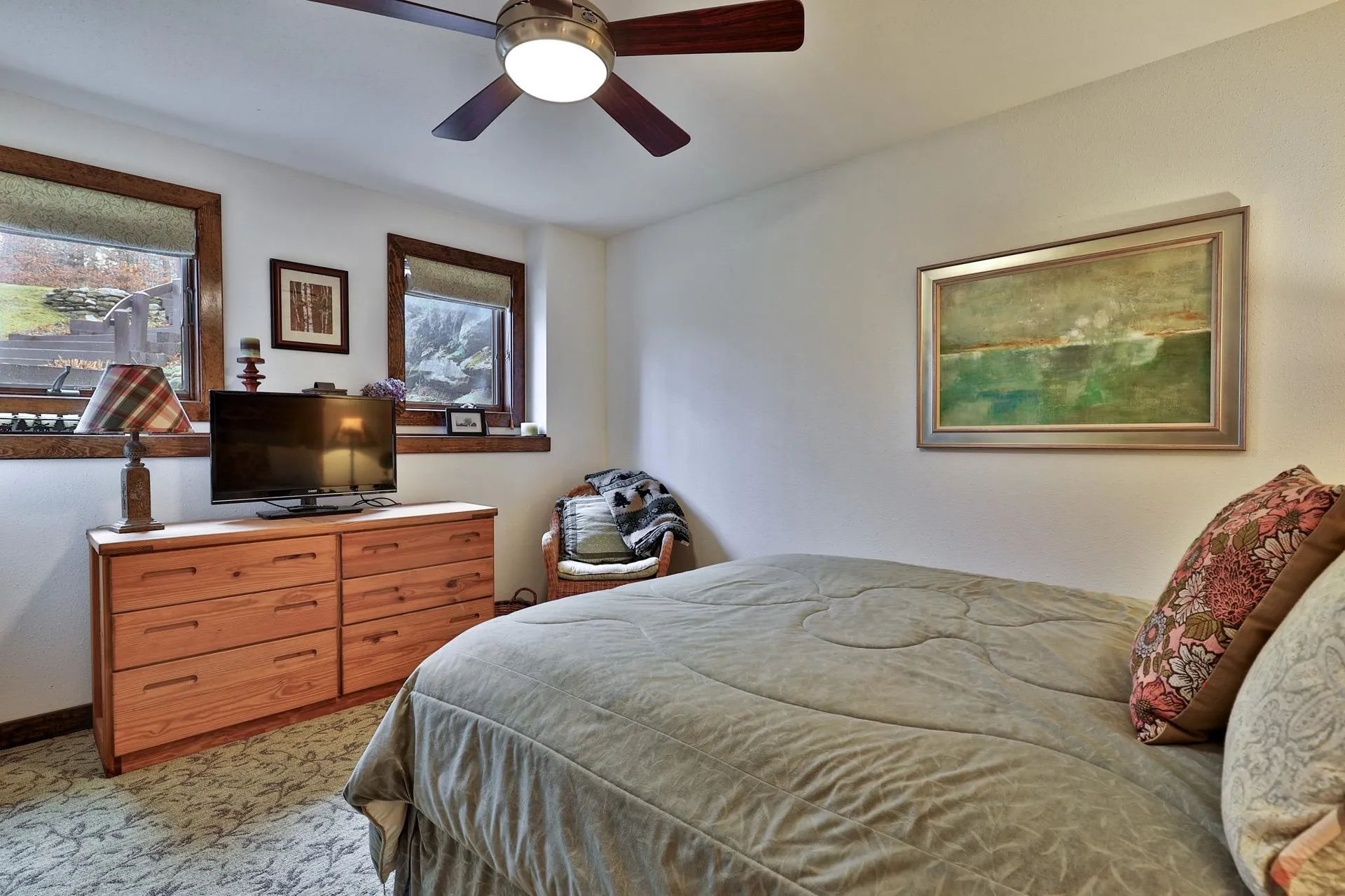 559 Crimson Hawk Road Plymouth VT 05056