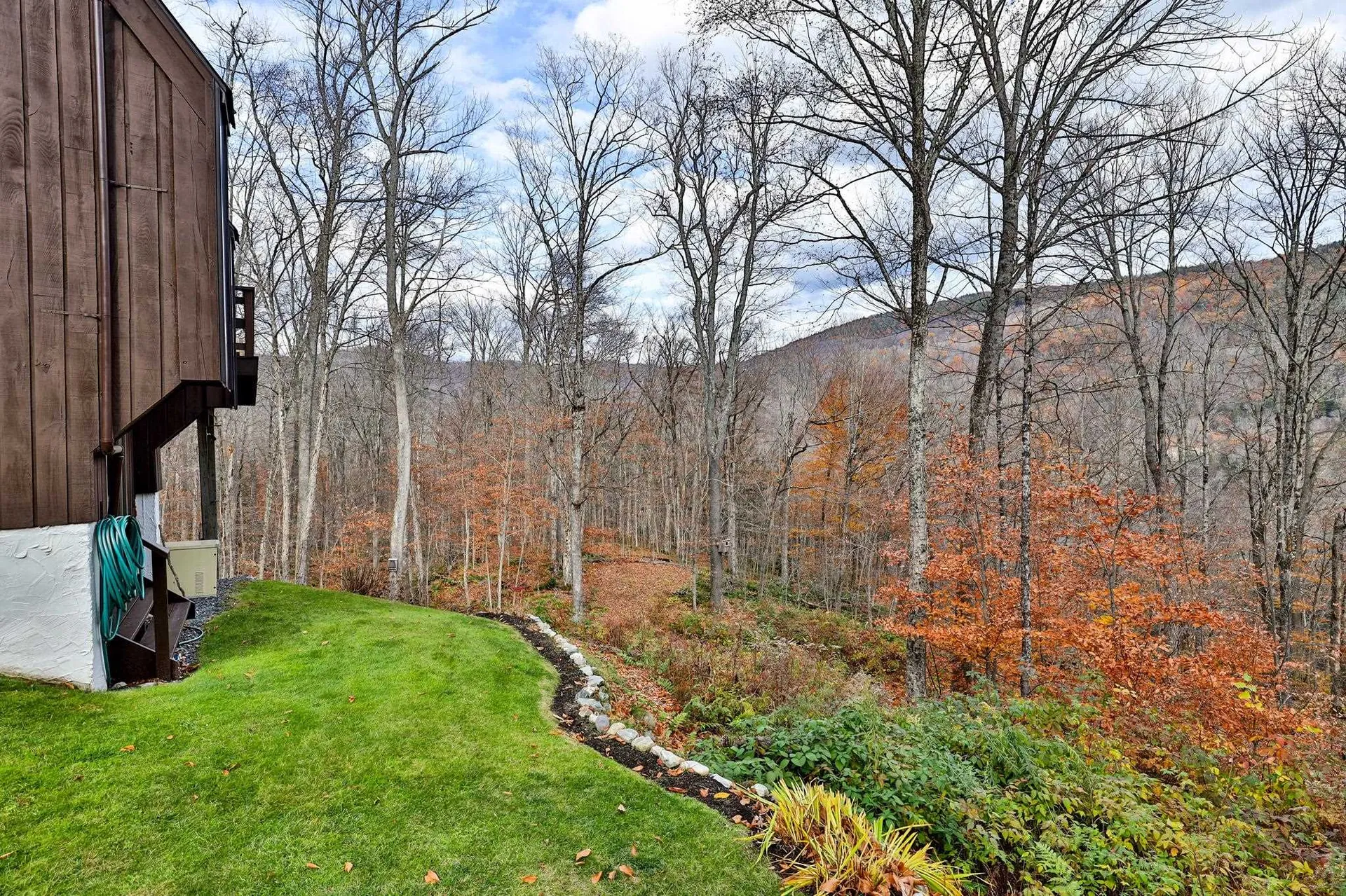 559 Crimson Hawk Road Plymouth VT 05056