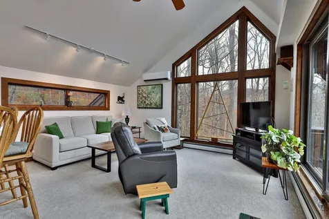 559 Crimson Hawk Road Plymouth VT 05056