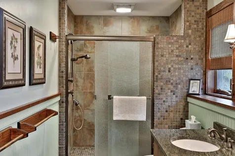 559 Crimson Hawk Road Plymouth VT 05056