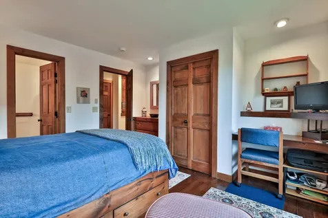 559 Crimson Hawk Road Plymouth VT 05056