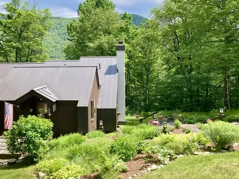 559 Crimson Hawk Road Plymouth VT 05056