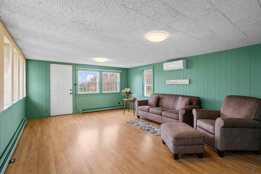 268 Mountain Road Pittsfield NH 03263