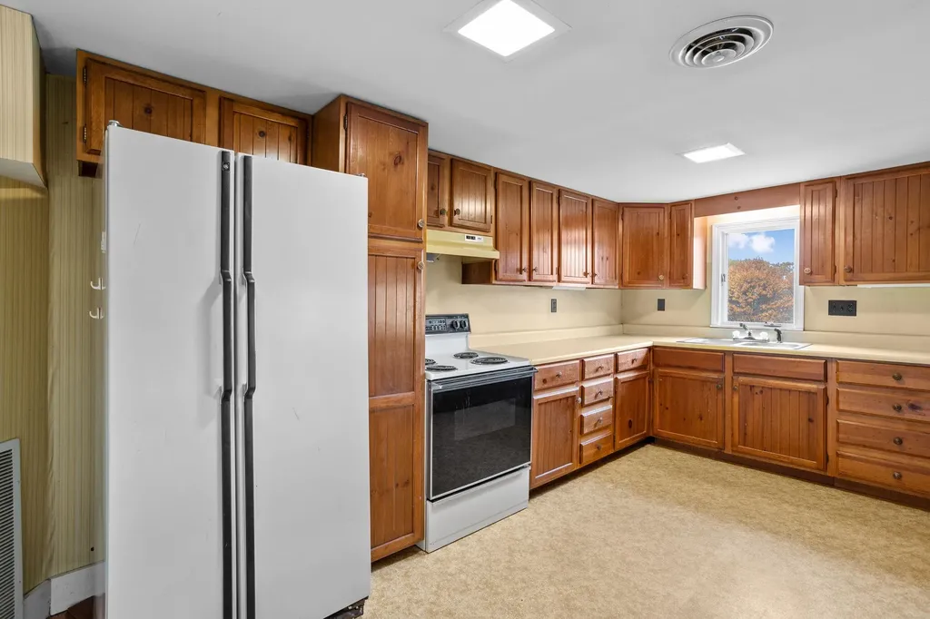 268 Mountain Road Pittsfield NH 03263