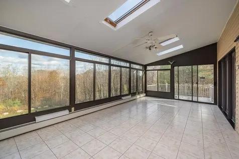 8 Longview Drive Bow NH 03304