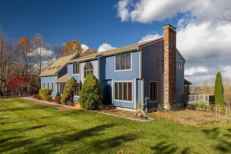 8 Longview Drive Bow NH 03304