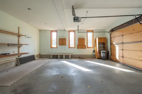 8 Longview Drive Bow NH 03304