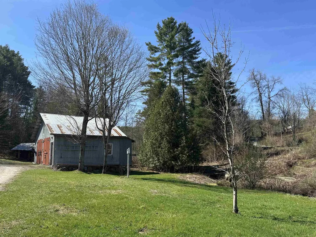 70 Overlook Drive Londonderry VT 05148
