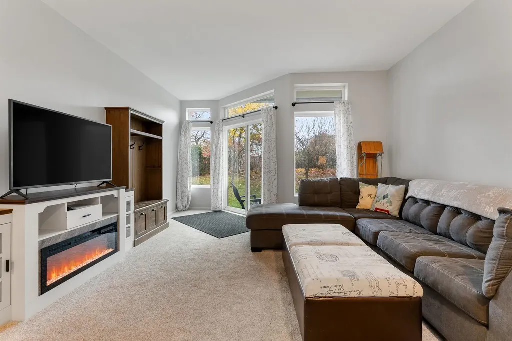 30 Mountainside Drive Warren VT 05674