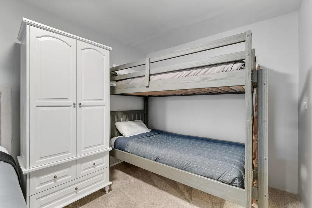 30 Mountainside Drive Warren VT 05674