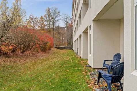 30 Mountainside Drive Warren VT 05674