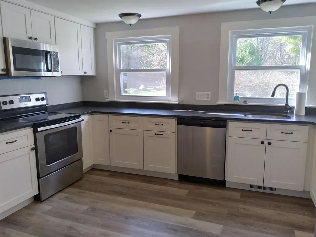 94 Old Richmond Road Swanzey NH 03446