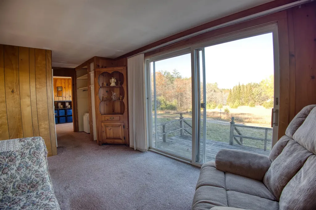 55 Pine River Road Effingham NH 03882