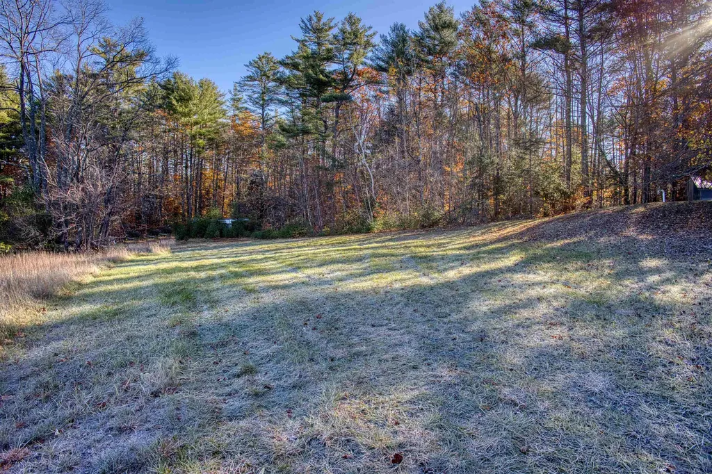 55 Pine River Road Effingham NH 03882