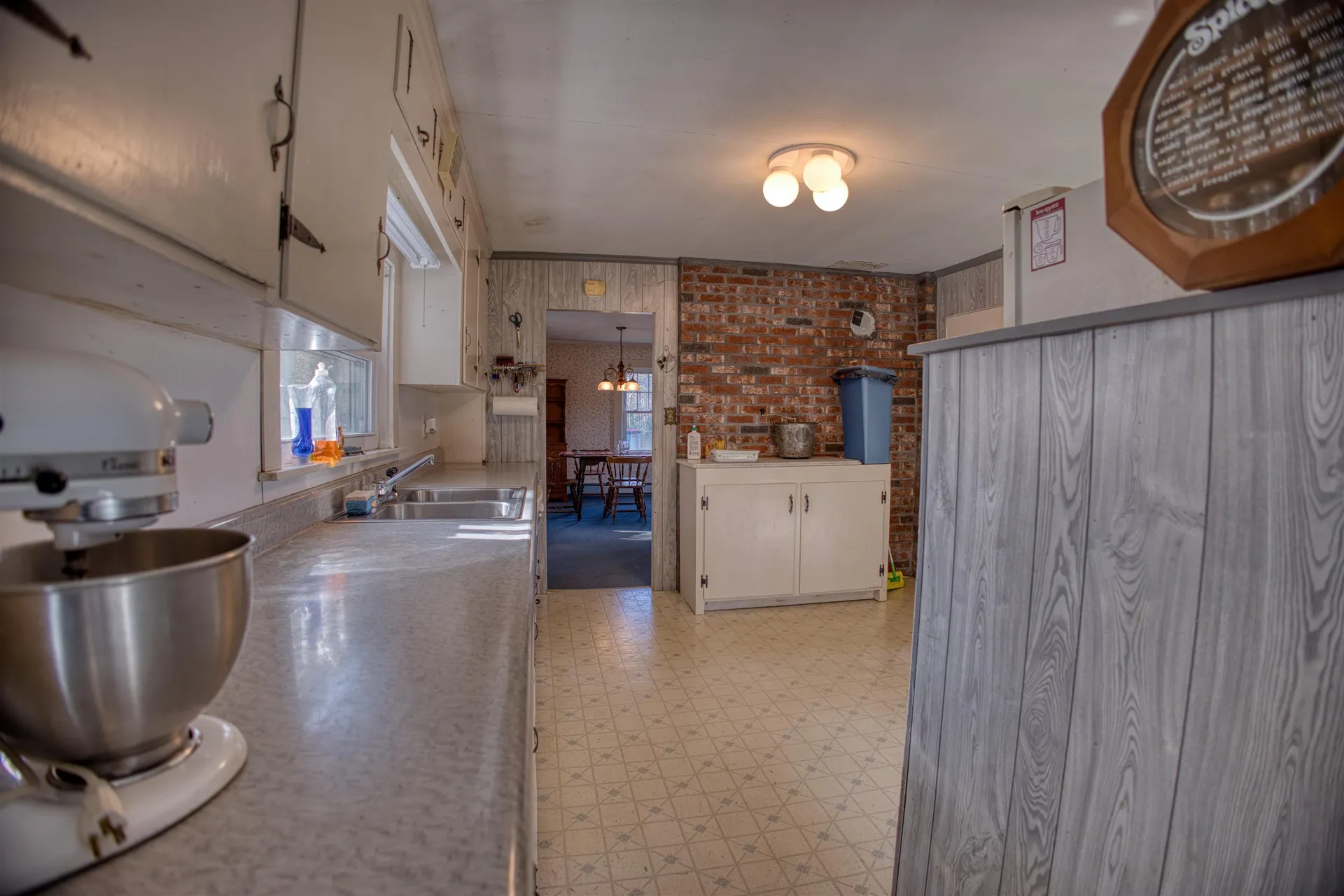 55 Pine River Road Effingham NH 03882