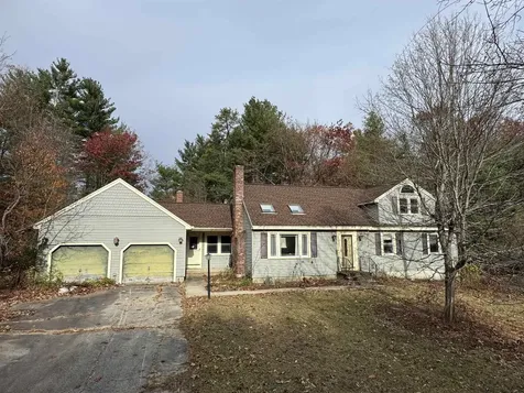 20 Locke Mill Drive Litchfield NH 03052