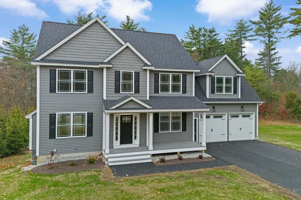 593 Cohas Avenue Manchester NH 03109