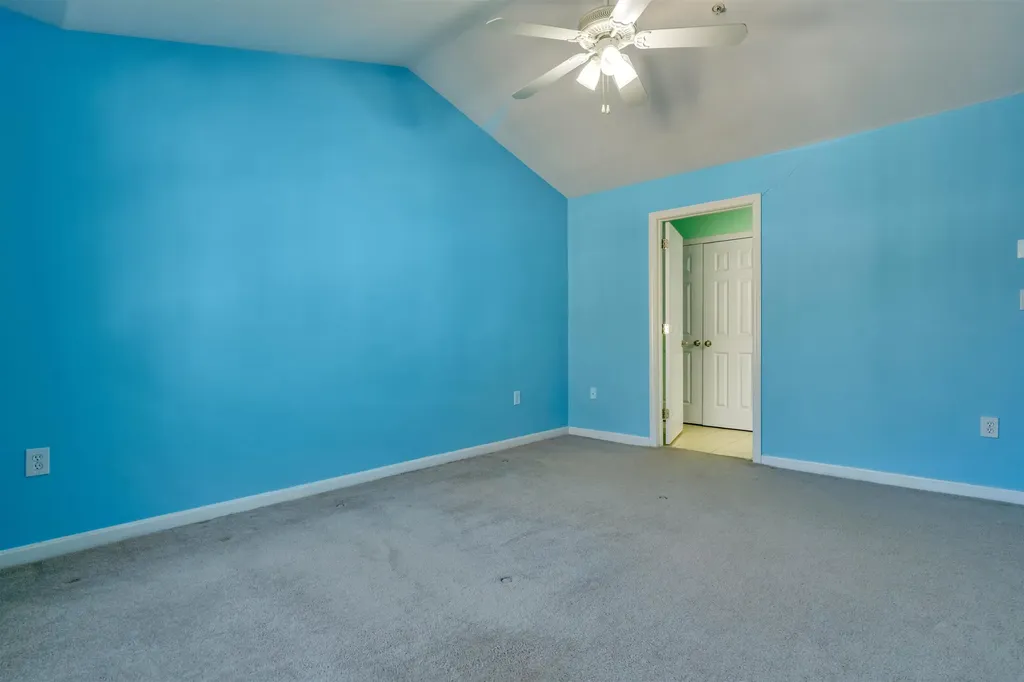 23 Townsend Drive Dover NH 03820