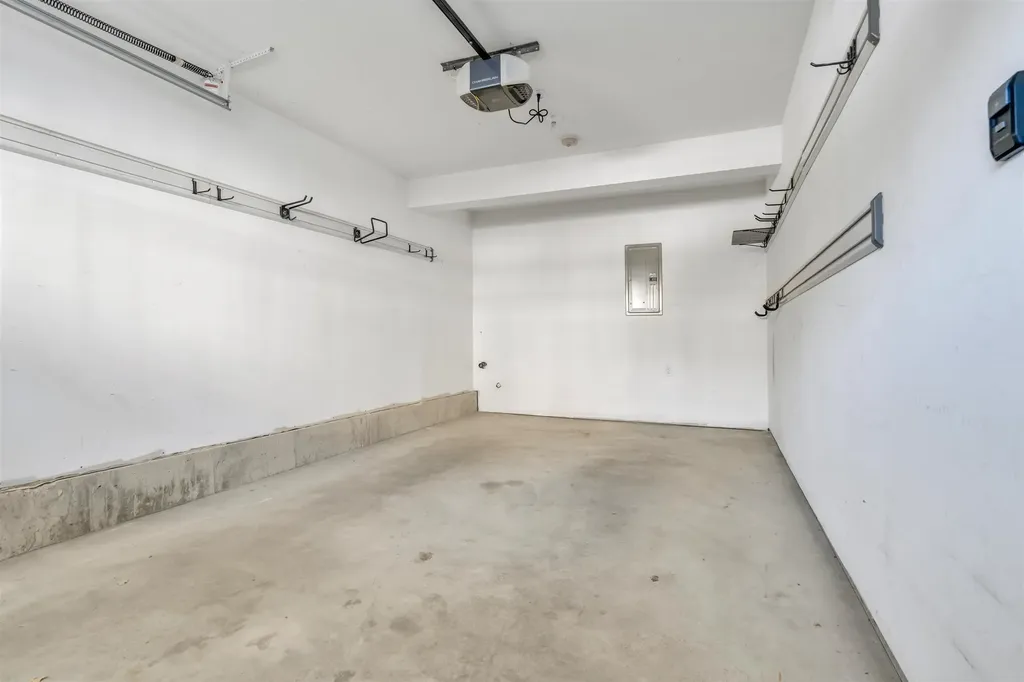 23 Townsend Drive Dover NH 03820