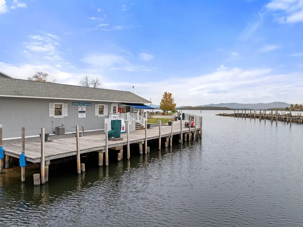 73 Weirs Road Gilford NH 03249