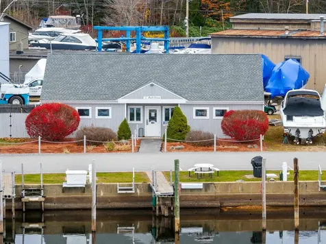 73 Weirs Road Gilford NH 03249