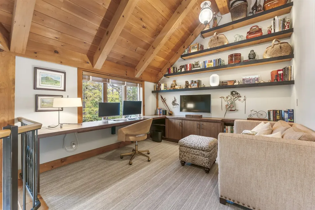 14 Stone House Road Winhall VT 05340