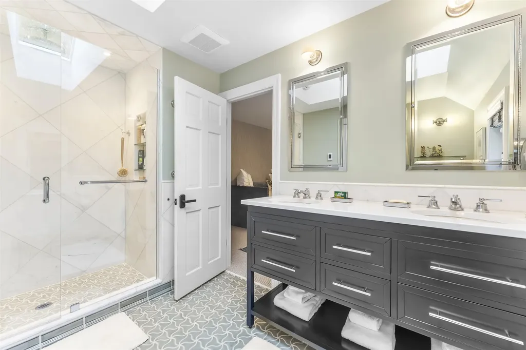 14 Stone House Road Winhall VT 05340