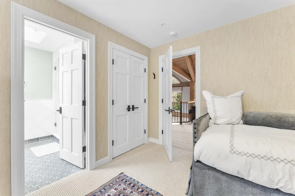 14 Stone House Road Winhall VT 05340