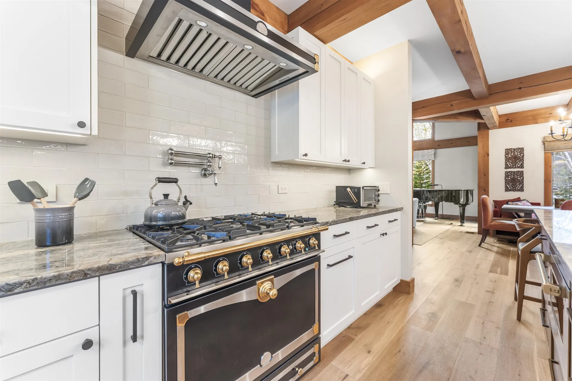 14 Stone House Road Winhall VT 05340