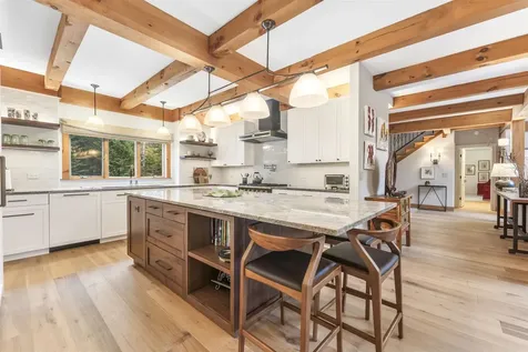 14 Stone House Road Winhall VT 05340