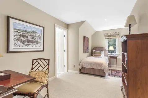 14 Stone House Road Winhall VT 05340