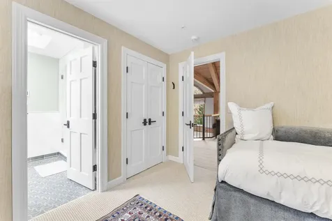 14 Stone House Road Winhall VT 05340