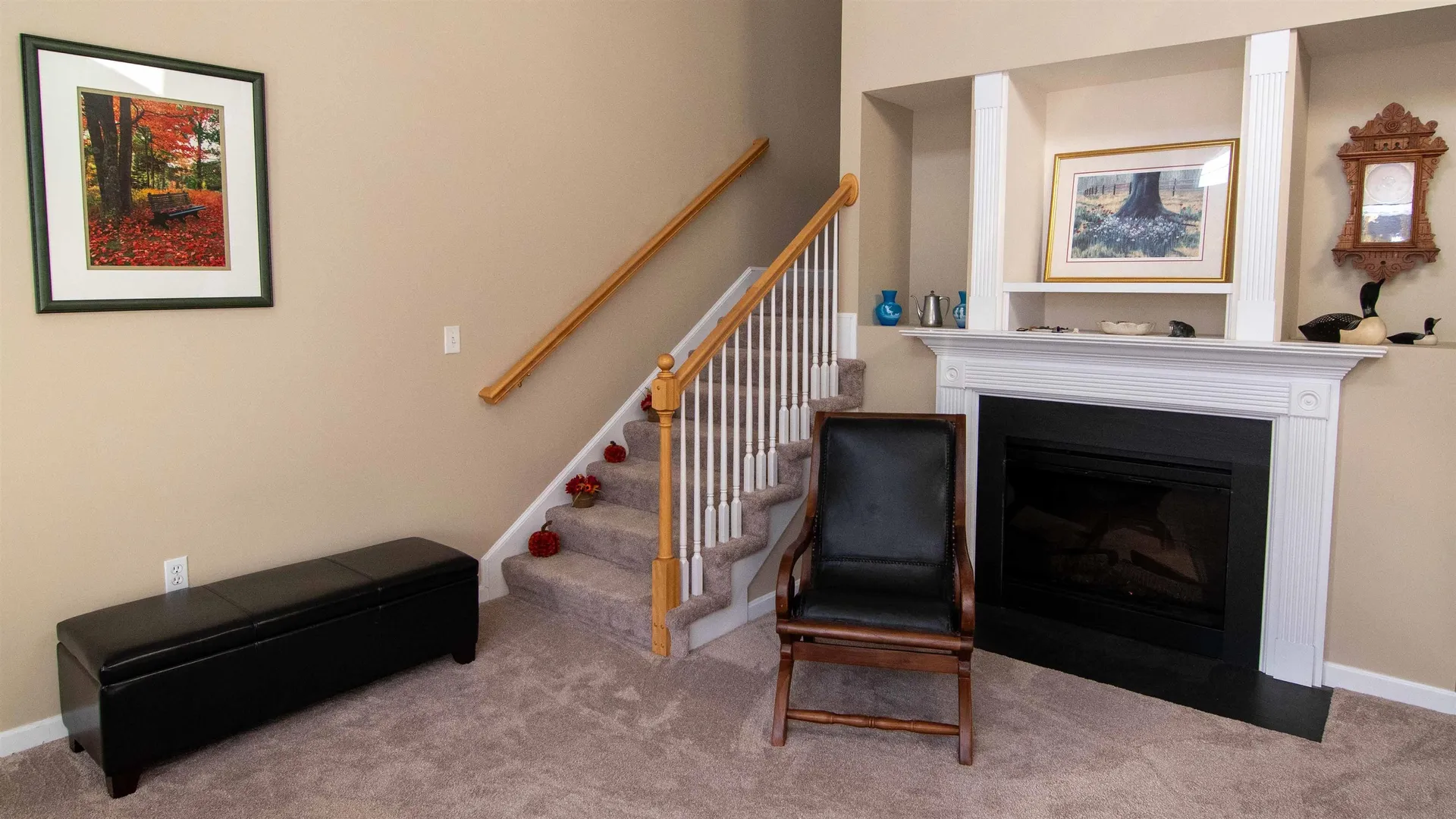 20 Locksley Lane Raymond NH 03077