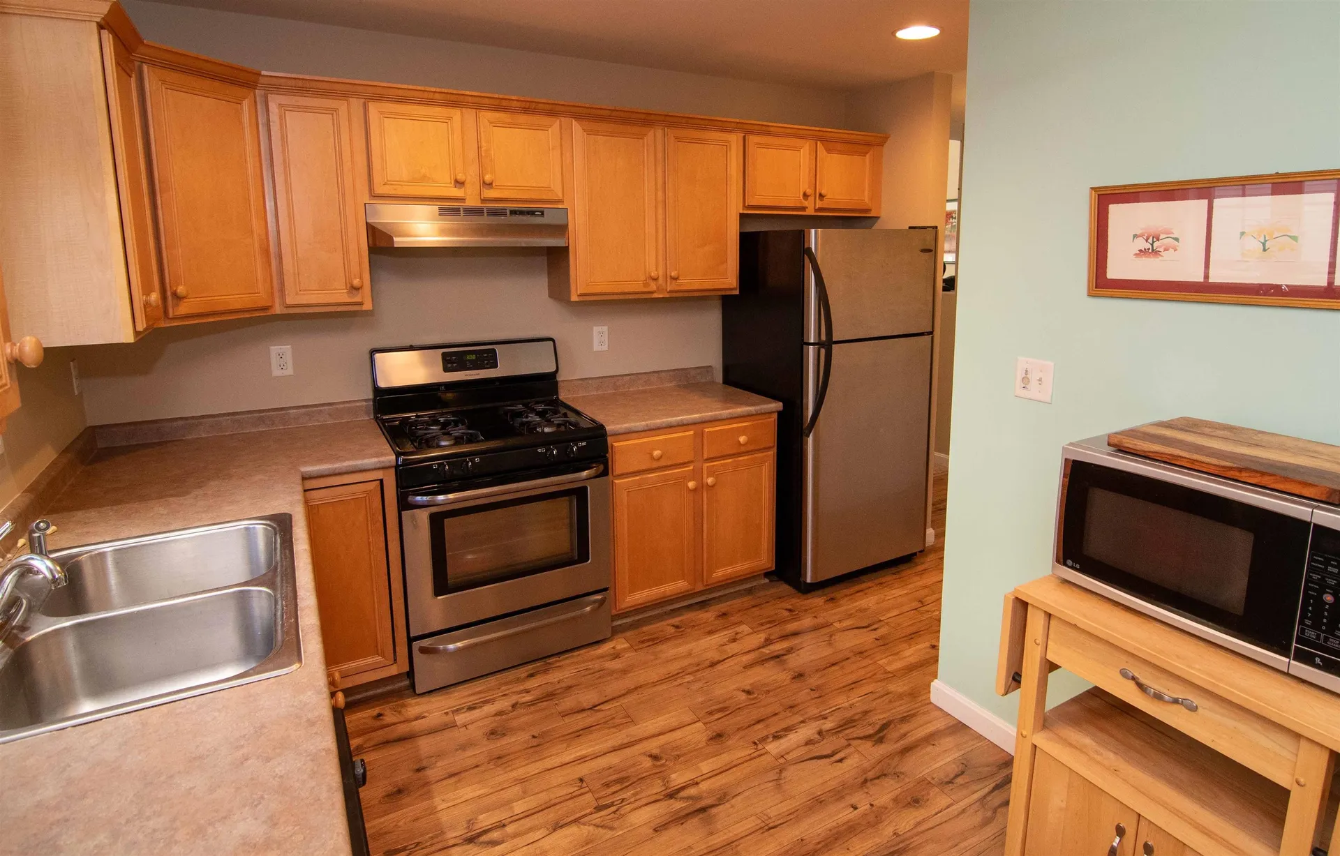 20 Locksley Lane Raymond NH 03077