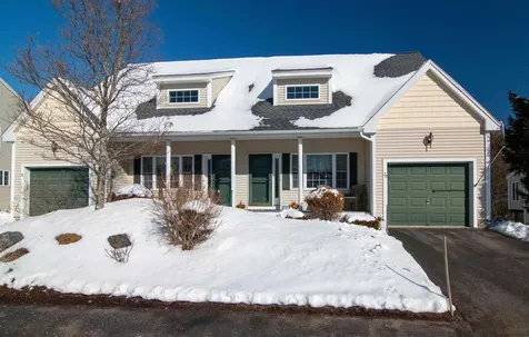 20 Locksley Lane Raymond NH 03077