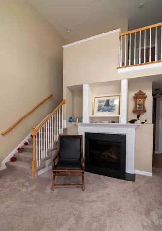 20 Locksley Lane Raymond NH 03077