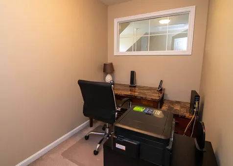 20 Locksley Lane Raymond NH 03077