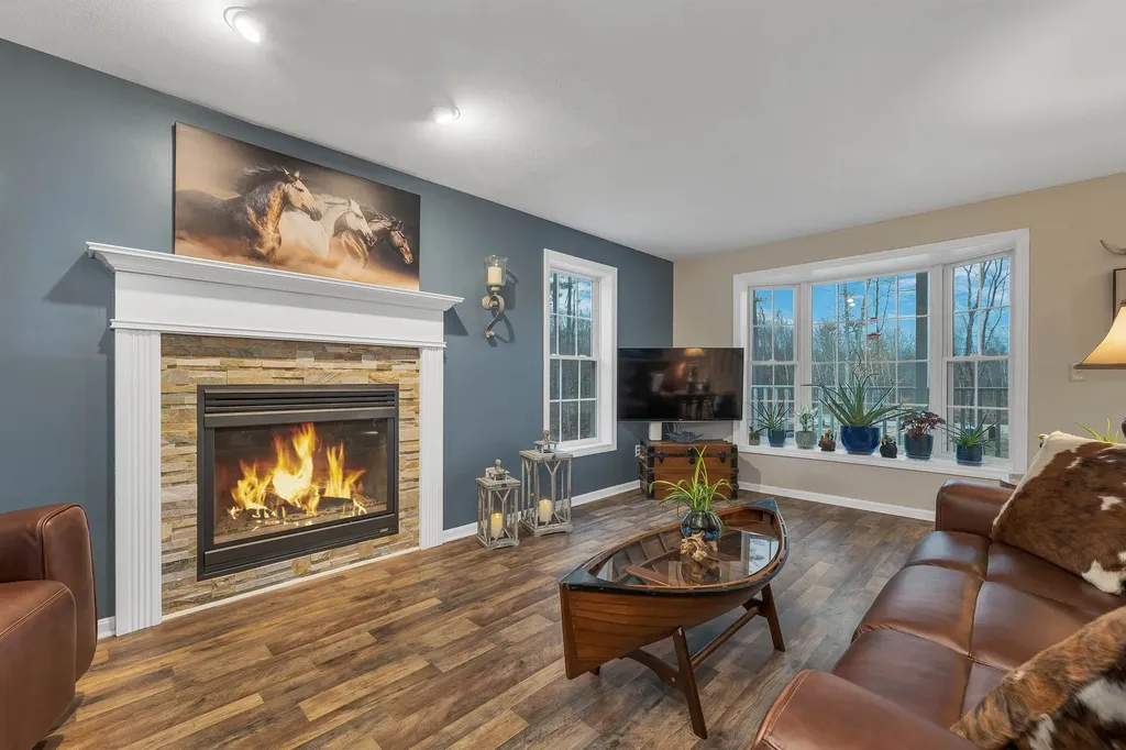 106 Meadow Road New Boston NH 03070