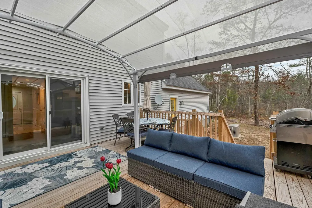 106 Meadow Road New Boston NH 03070