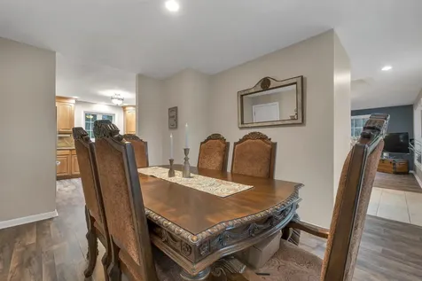 106 Meadow Road New Boston NH 03070