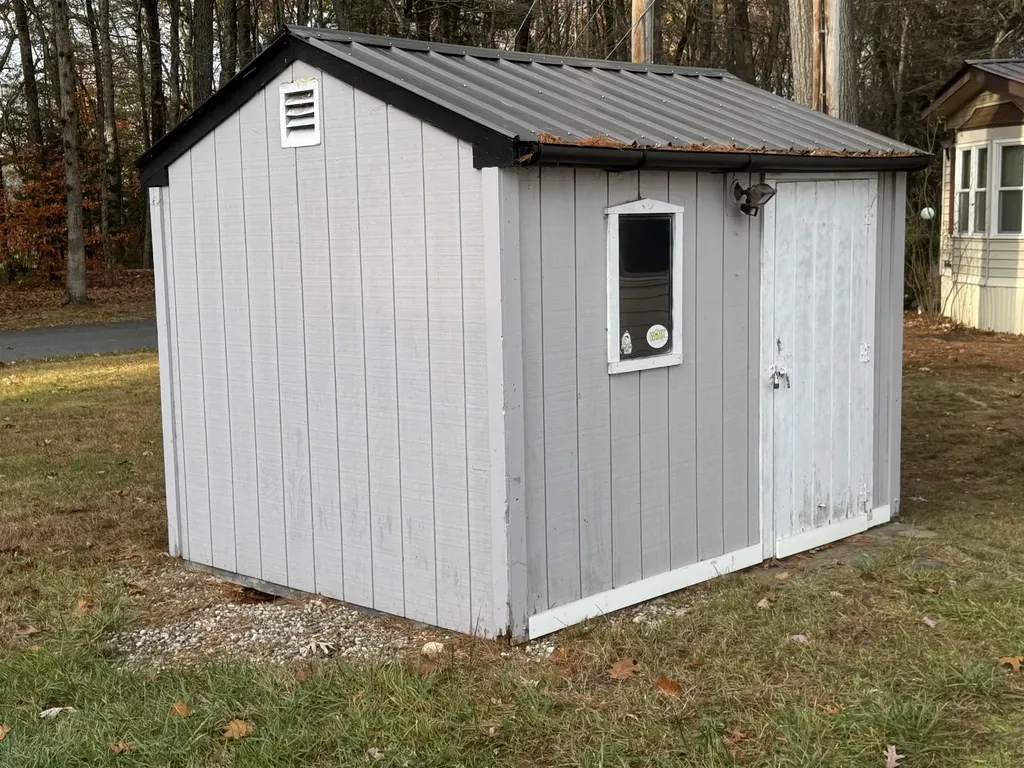 50 Robbins Street Hinsdale NH 03451