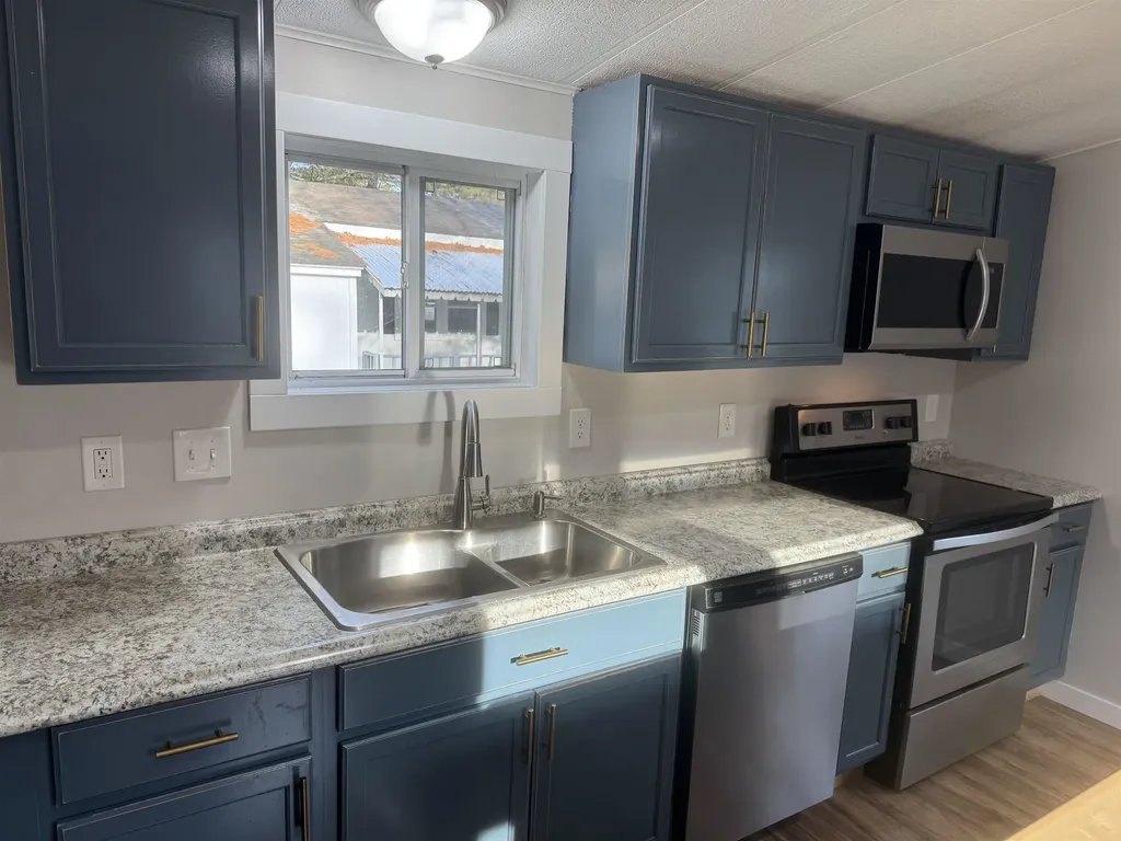 50 Robbins Street Hinsdale NH 03451