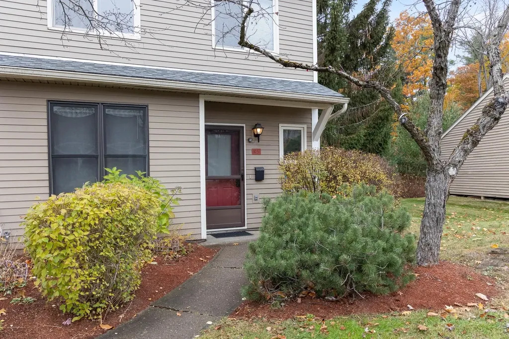 K5 Stonehedge Drive South Burlington VT 05403