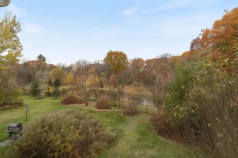 K5 Stonehedge Drive South Burlington VT 05403