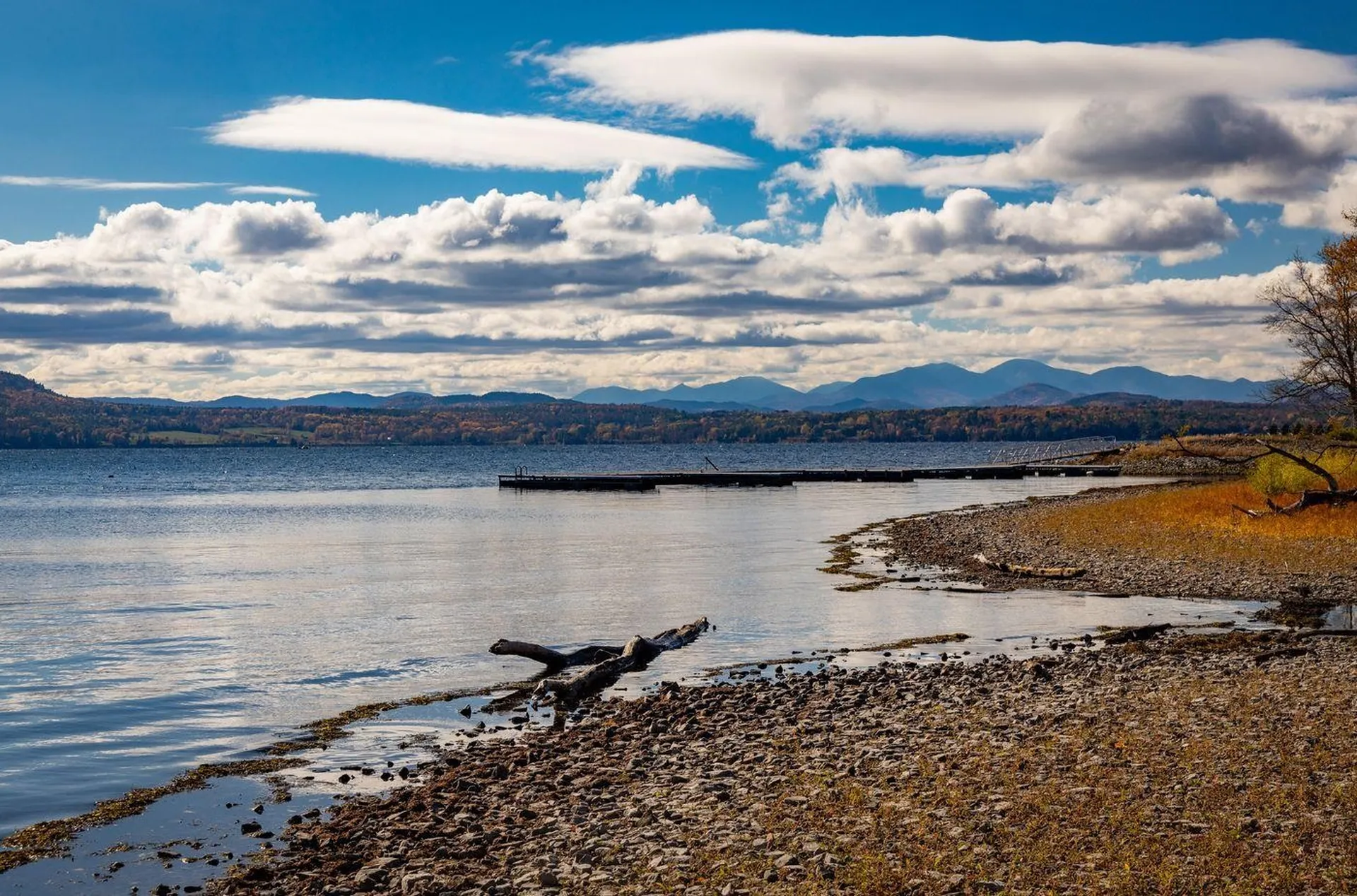 188 Mcneil Cove Road Charlotte VT 05445-0000