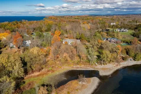 188 Mcneil Cove Road Charlotte VT 05445-0000