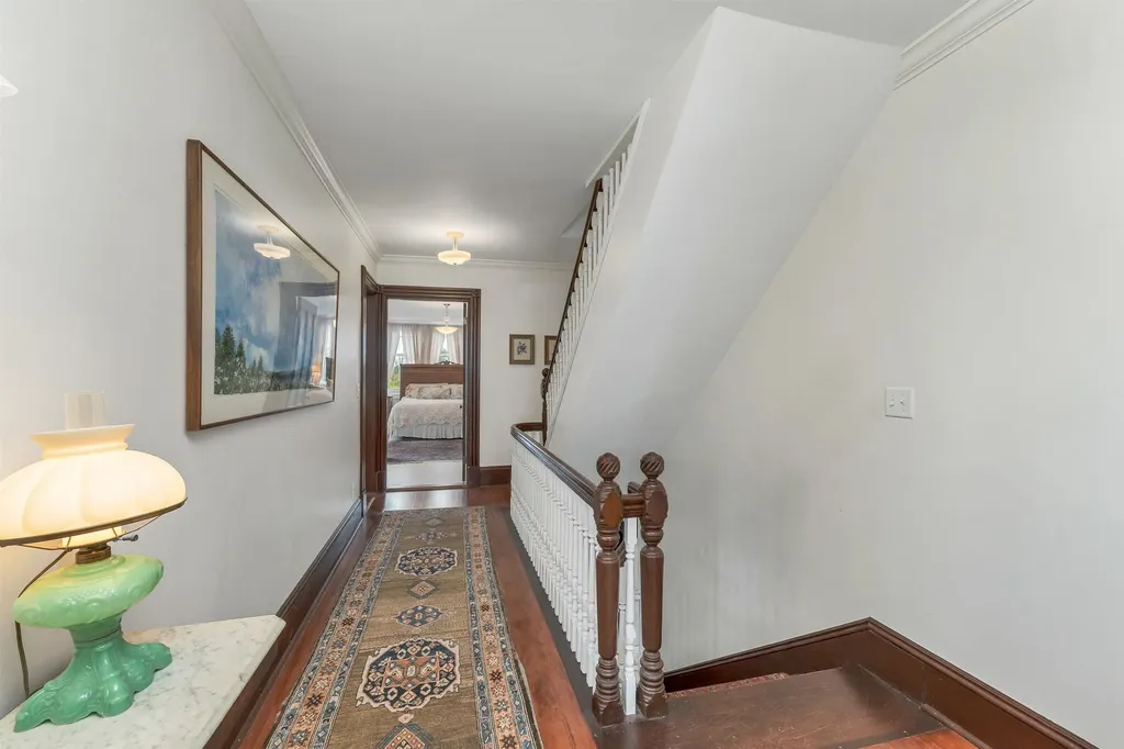 222 N. Main Street Wolfeboro NH 03894